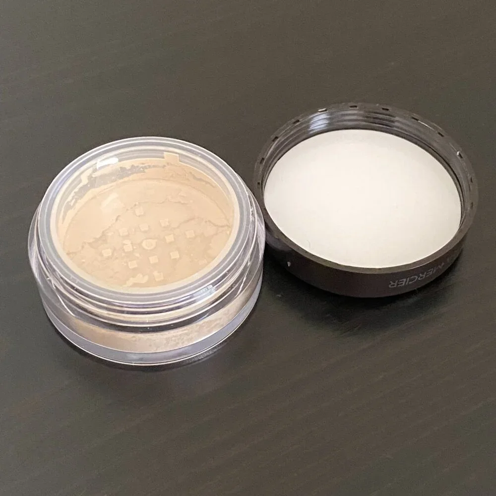 Laura Mercier Set: Translucent Loose Setting Powder and Caviar Eyeshadow Stick